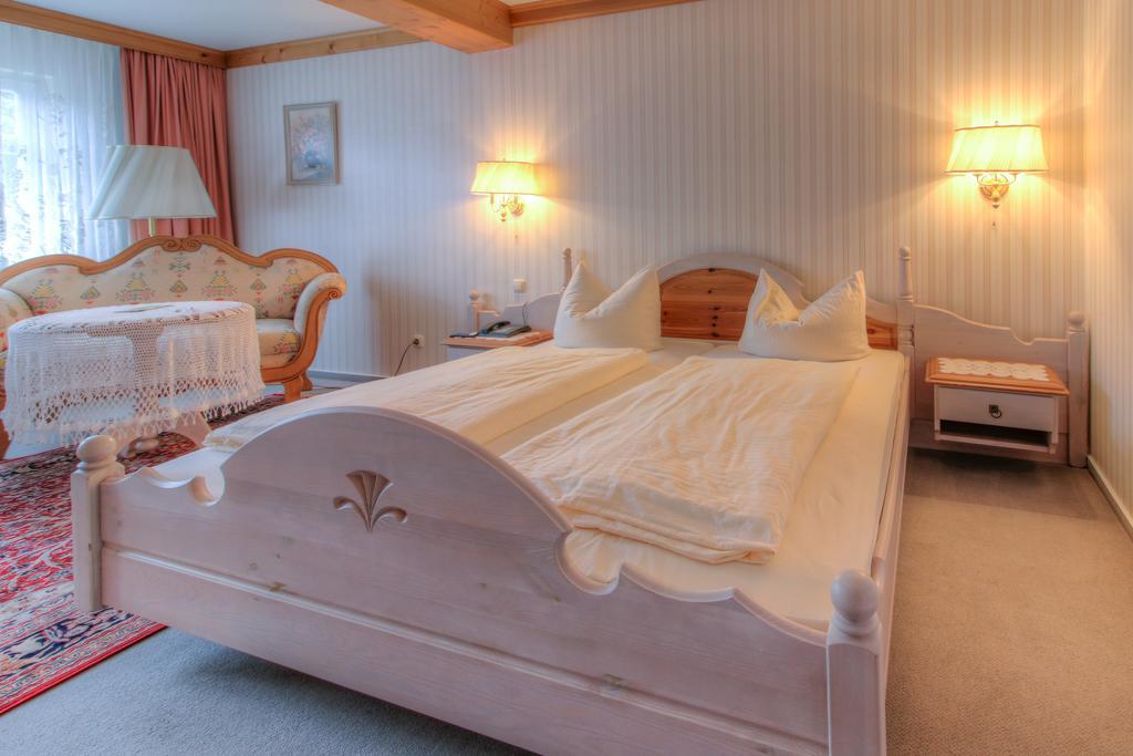 Landhotel Schnupp Neudrossenfeld Экстерьер фото
