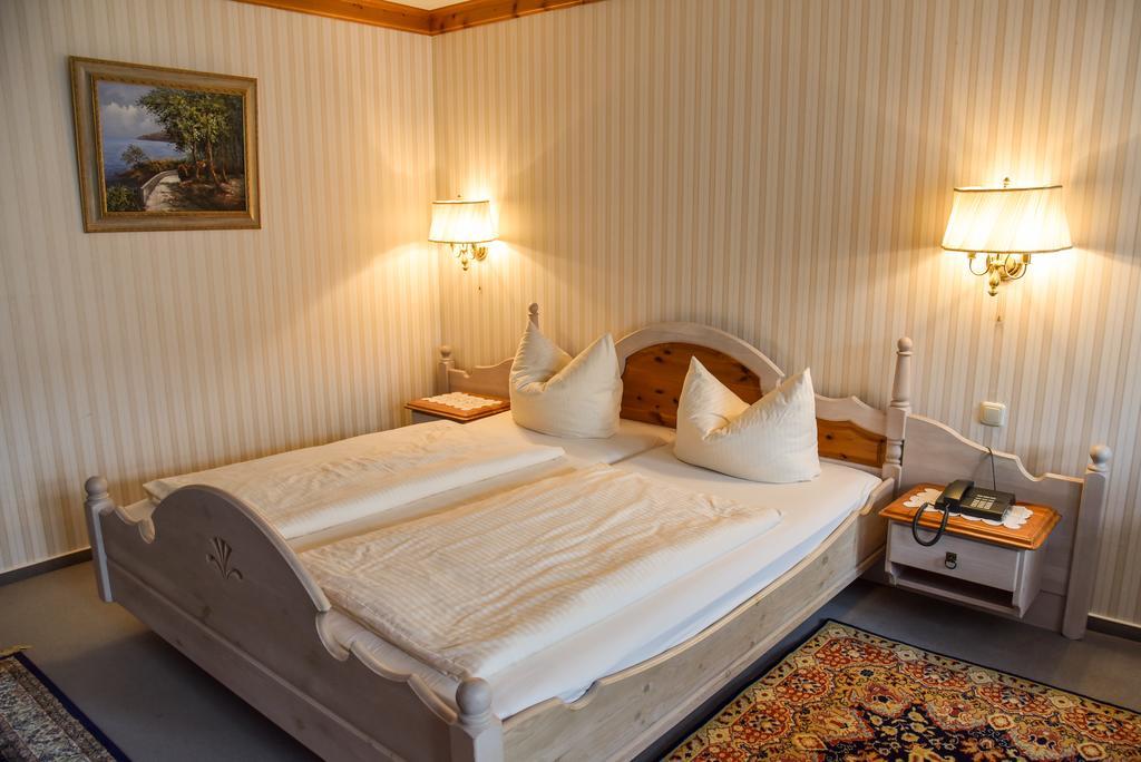 Landhotel Schnupp Neudrossenfeld Экстерьер фото