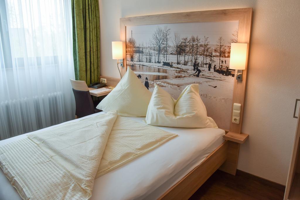 Landhotel Schnupp Neudrossenfeld Экстерьер фото