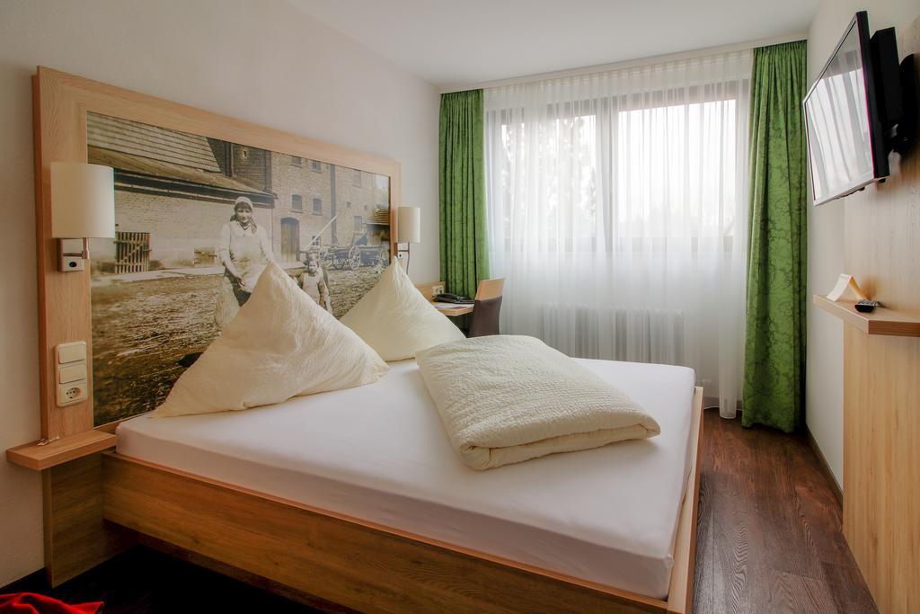 Landhotel Schnupp Neudrossenfeld Экстерьер фото
